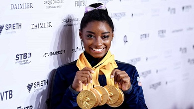 Rebeca Andrade e Simone Biles dançam juntas na festa do Mundial de Ginástica;  assista