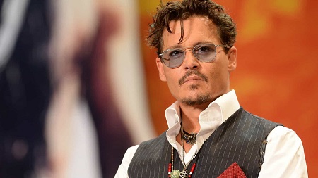 Johnny Depp 'perde' R$ 112 milhões por culpa da ex-mulher Amber Heard