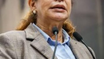 02.24-PLENARIA-JA-028-200x300-1