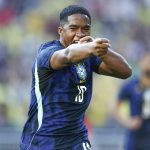 Imagem do atacante Endrick comemorando gol pela Seleção Brasileira — Foto: Image