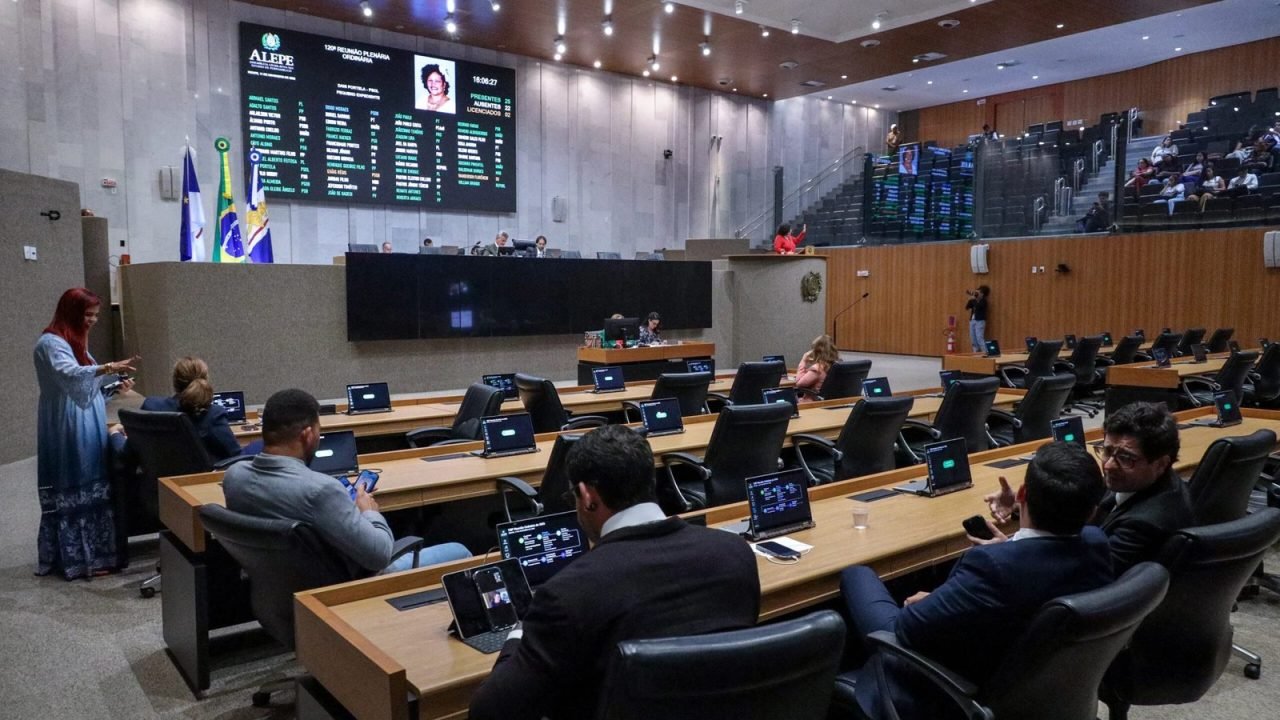 11_11_plenario_ja_037-36027976-scaled