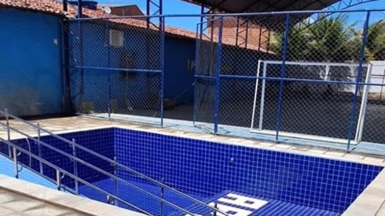 1200x_0.440206001762975777