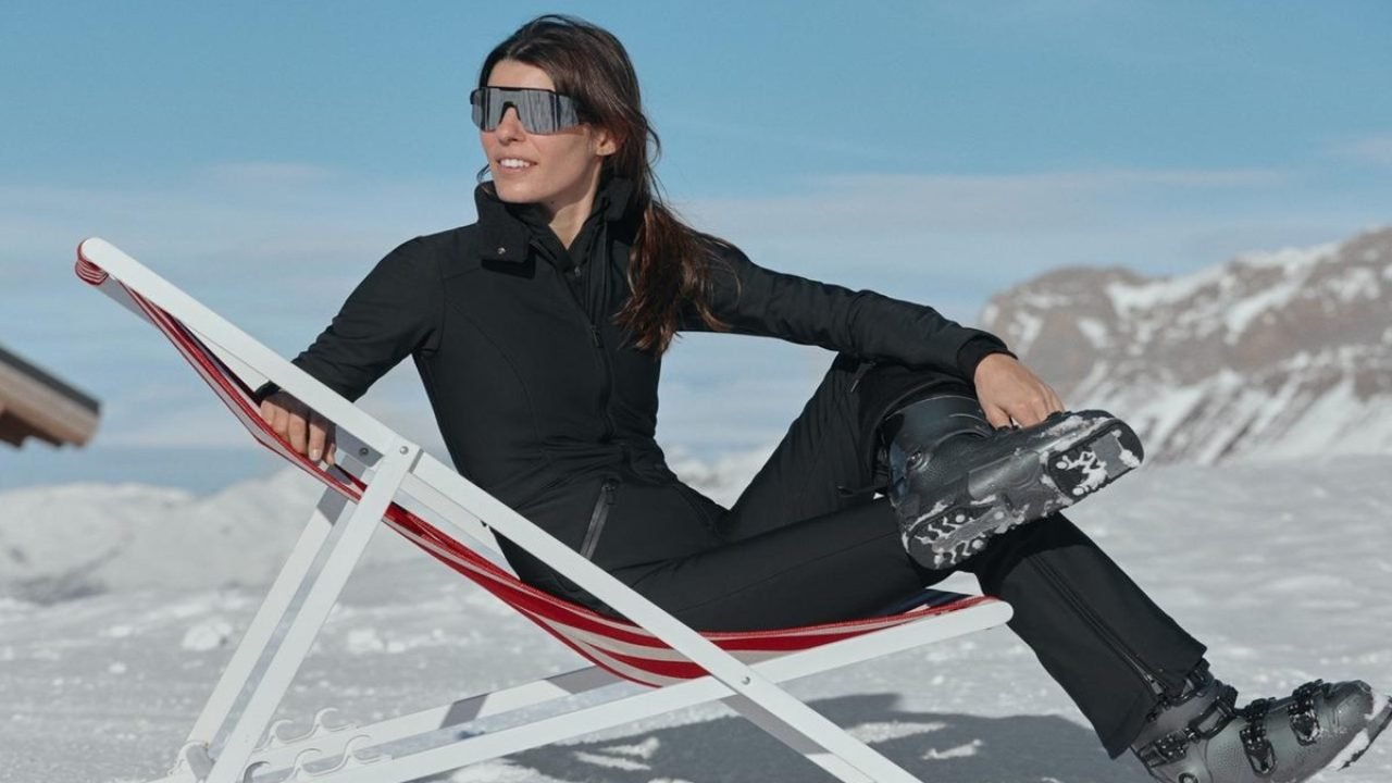 16ee360a-08073031800-h1