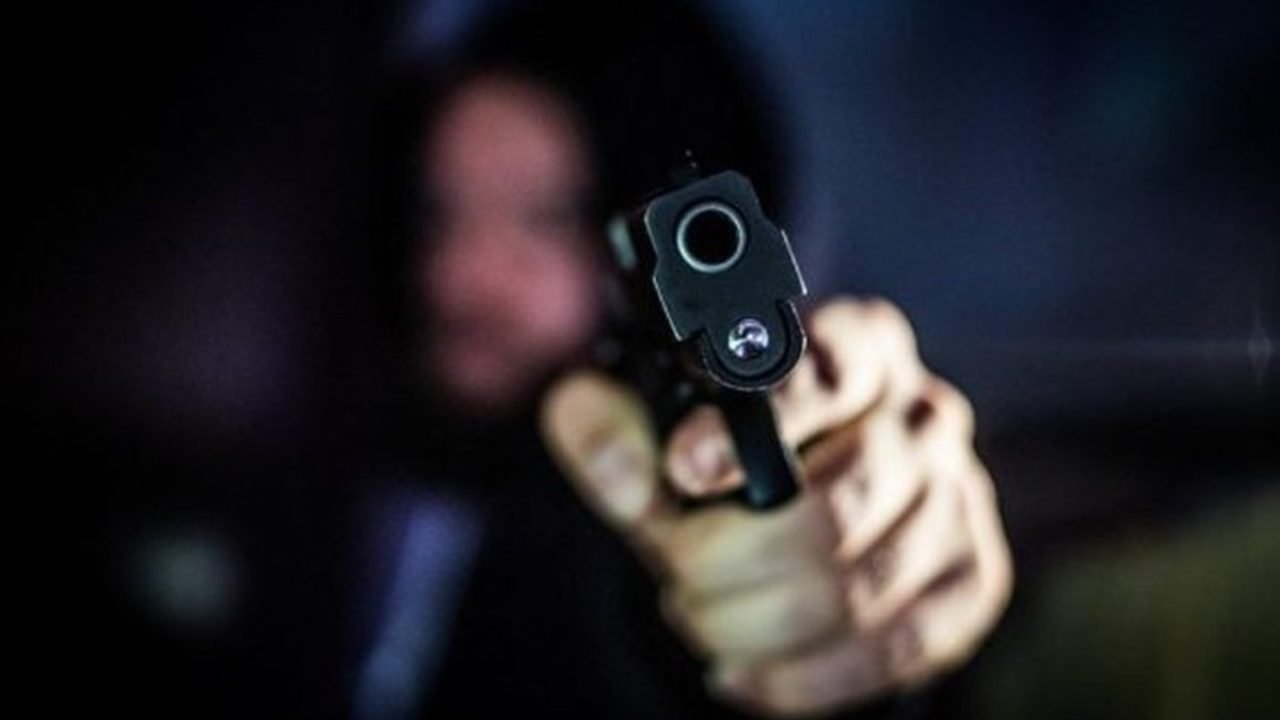 1763862555_cinco-baleados-grupo-armado-abre-fogo-bar