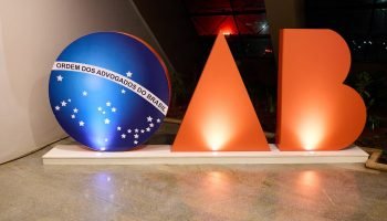 181125_PI_condecoracao-OAB-na-Martins-Pena-1-3