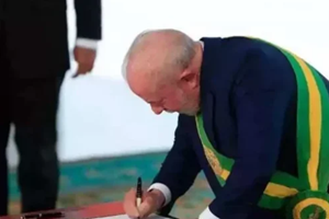 1_lula_assinando_decreto_1_66268-27182488-660x330