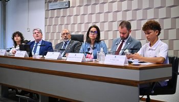 CE - Comissão de Educação e Cultura