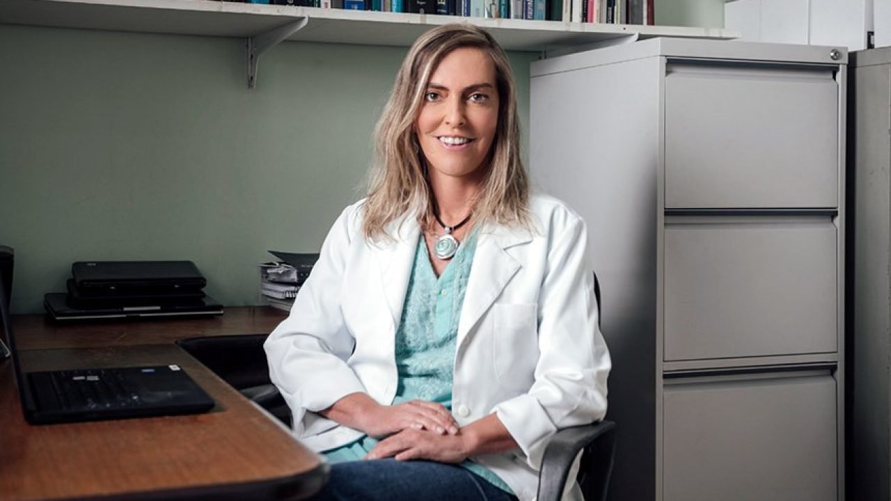 2348c062-54fe-411b-8b05-03f8855bc94c