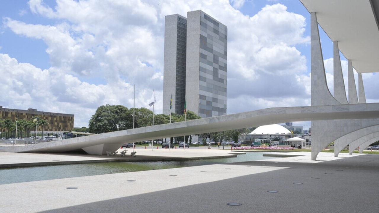 33229219388_86dced23b7_k-2 Foto: Title