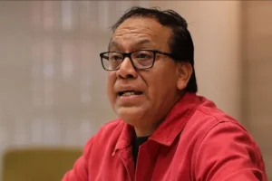 Fujimori mantém vantagem em eleições no Peru após rejeição de recurso do rival —