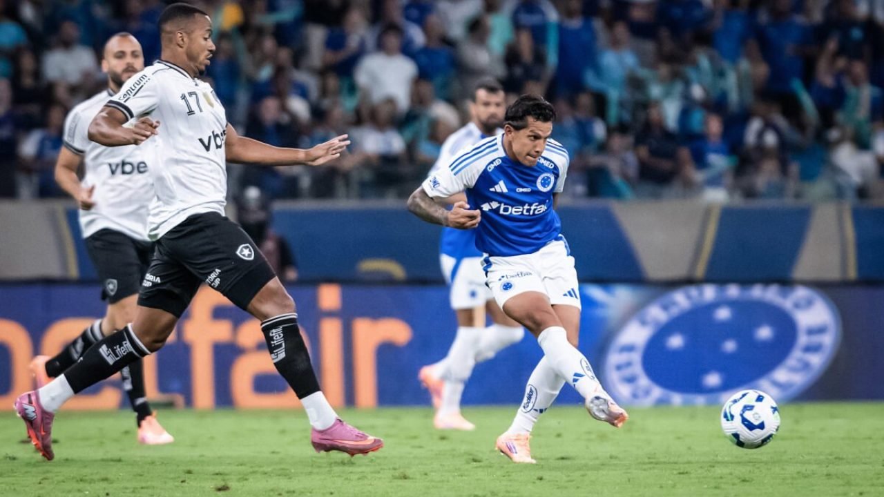 54964449960_42aac836f4_k-1200x800