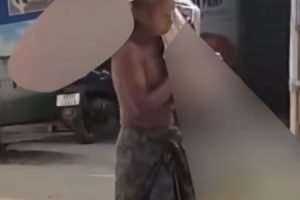 5M7QDVUXANDE