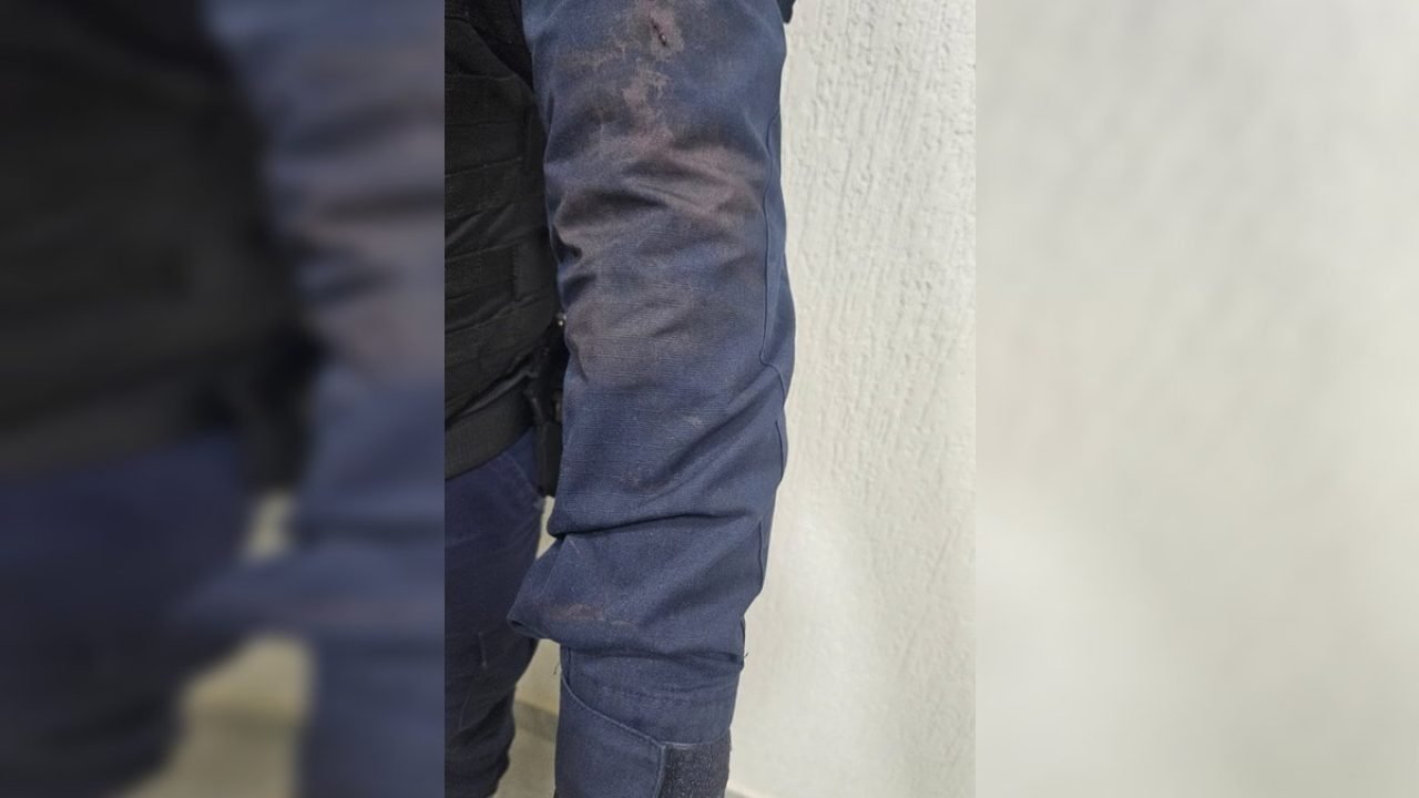 5fb0330a-farda-suja-de-sangue