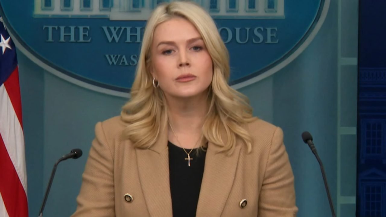 Foto: 1 de 1 Karoline Leavitt, porta-voz da Casa Branca do governo Trump - Foto: