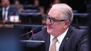 7b1bf67e-df21-474e-8322-cc980c7b9715