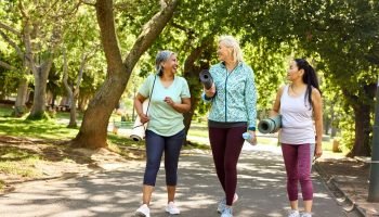 995230ef-caminhada-menopausa