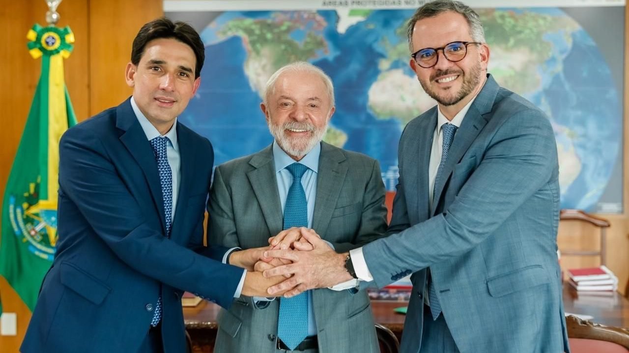 9ddd7359-f7e4-48d0-93c8-3f7867a76122