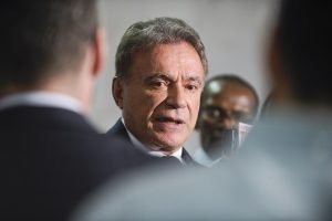 Alvaro-Dias-3