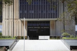 Foto: Economistas estimam que o Copom do BC (foto) fará corte menor na taxa de j