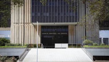 Foto: Economistas estimam que o Copom do BC (foto) fará corte menor na taxa de j