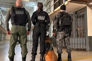 Brasil-contra-o-Crime-Organizado-apreende-celulares-em-presidios-de-15-estados-660x330