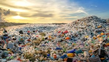 Brasil-e-mais-19-paises-respondem-por-quase-70-dos-residuos-plasticos-compressed