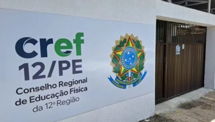 CREF12-PE