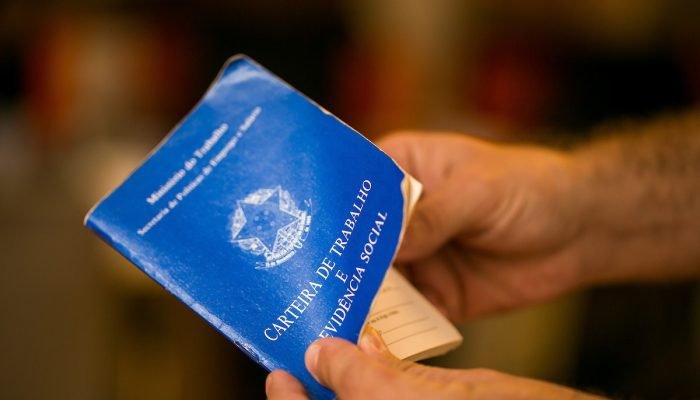 Carteira-de-Trabalho-1-1.jpg