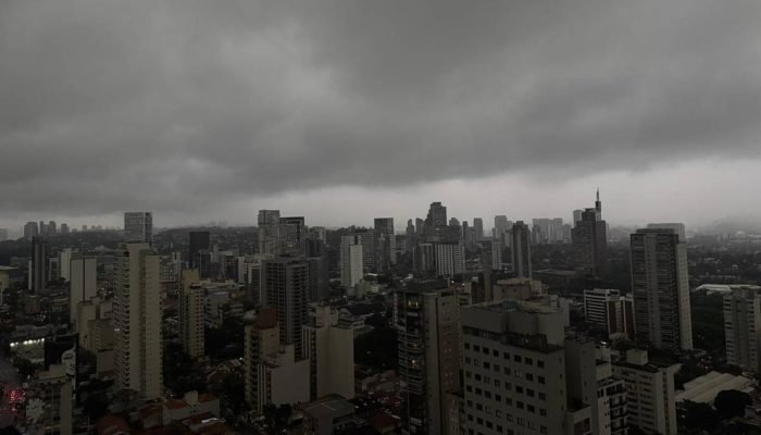 Chuva-em-Sao-Paulo.jpeg