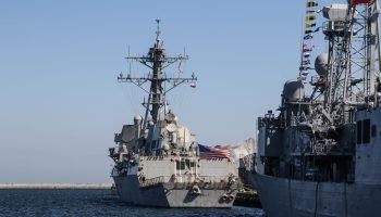 EUA-enviam-numero-inigualavel-de-militares-em-navios-a-Venezuela