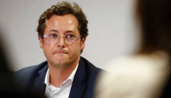 Equipe-de-advogados-do-ex-presidente-Jair-Bolsonaro-concede-entrevista-coletiva-na-sede-do-PL-no-Cen