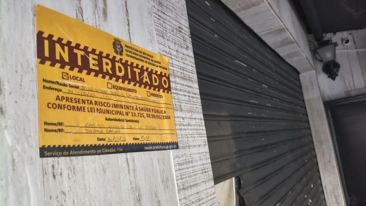 Estabelecimento-nos-Jardins-e-interditado-pelas-autoridades-sanitarias-apos-caso-de-intoxicacao-de-b