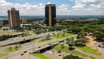 Fachada-do-edificio-sede-do-Banco-Central-do-Brasil-em-Brasilia-Metropoles-4