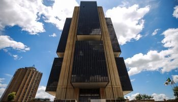 Fachada-do-edificio-sede-do-Banco-Central-do-Brasil-em-Brasilia-Metropoles-5