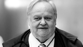 Foto: Fischer deixa sua mulher Sônia e 4 filhos: Octávio, João, Denise e Fernand