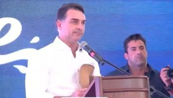 Flavio-Bolsonaro-1-848x477-1