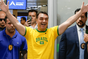 Flavio-Bolsonaro-Aeroporto-1080-848x477-1