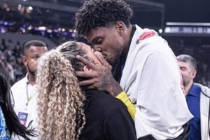 Influencer-Namoro-Hugo-Souza-Corinthians