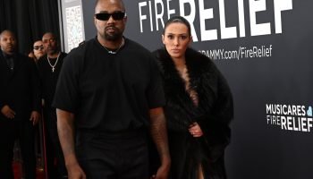 Kanye West e Bianca Censori — Foto: 1 de 1 Foto colorida de Kanye West e Bianca