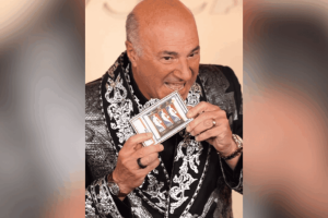 Foto: O'Leary compareceu à cerimônia para acompanhar o filme Marty Supreme | Rep