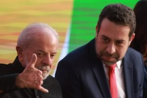 Luiz Inácio Lula da Silva e Guilherme Boulos em foto especial — Foto: 1 de 1 Lul