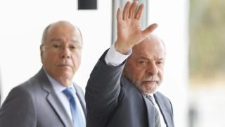 Lula-Suriname-JenniferGeerlings-Simons-MauroVieira-RicardoStuckert-6-scaled-1-848x477-1