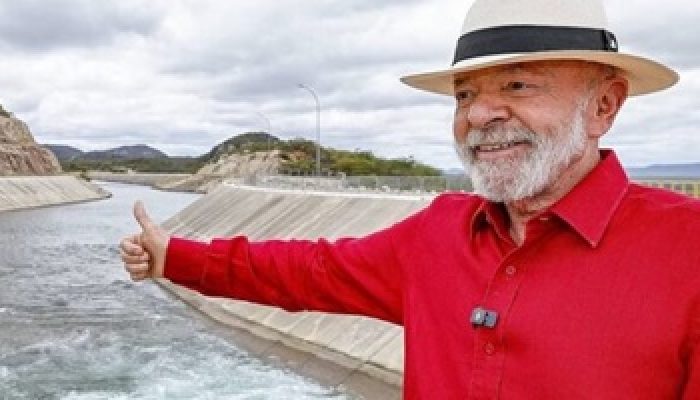 Lula-e-Deus-660x330