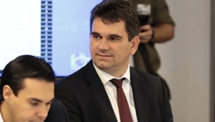 Marcelo-Gouveia-durante-Reuniao-do-Conselho-Politico-da-CNM-e1747737995406-660x330