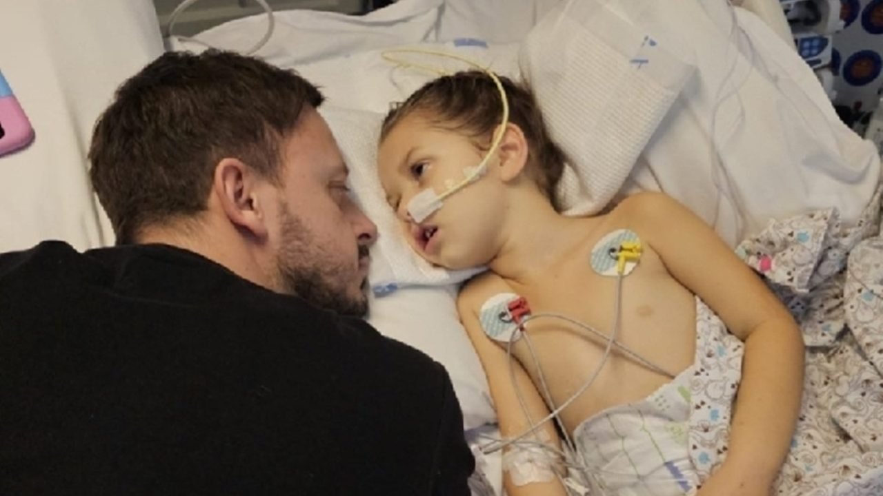 Menina-nao-e-vacinada-e-tem-complicacao-neurologica-grave-em-decorrencia-da-gripe-5