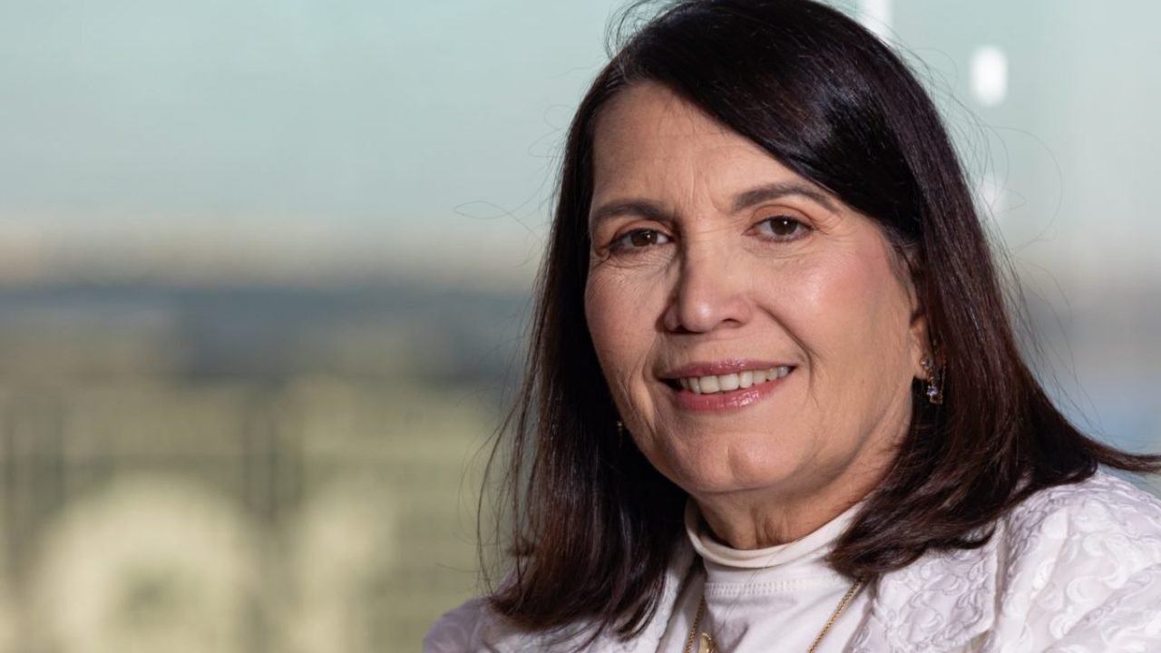 MetroCC81poles-Entrevista-a-deputada-Bia-Kicis-metroCC81poles-9-1200×800 MetroCC81poles-Entrevista-a-deputada-Bia-Kicis-metroCC81poles-9-1200x800