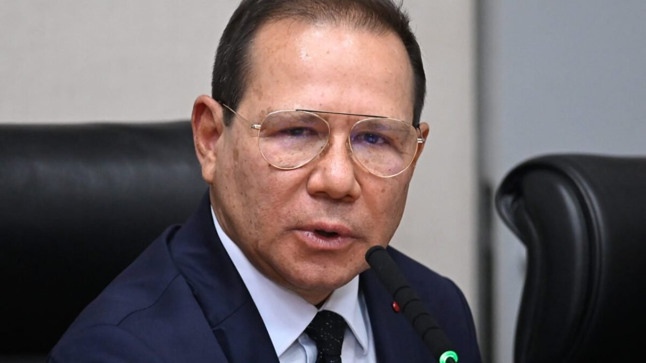 Plenario-da-CLDF-aprova-Nelson-Souza-para-cargo-de-presidente-do-BRB-Metropoles-7-1200×800 Plenario-da-CLDF-aprova-Nelson-Souza-para-cargo-de-presidente-do-BRB-Metropoles-7-1200x800