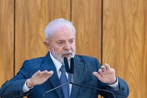 Presidente-da-Repuplica-Luiz-Inacio-Lula-da-Silva-durante-agenda-de-governo-Metropoles-5-scaled-1