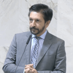 Foto: Ricardo Nunes chegou a chamar Bolsonaro de "uma pessoa difícil" ao relatar