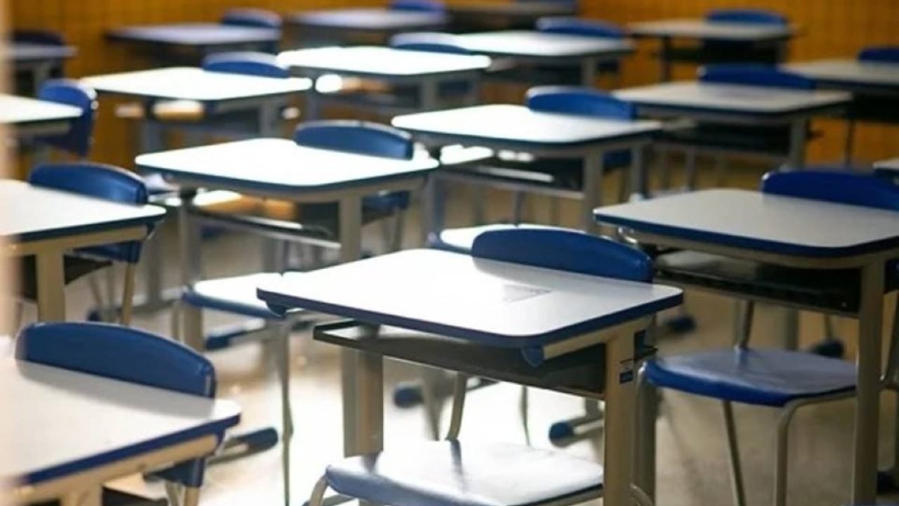 Sala-de-aula-2-4-1 Sala-de-aula-2-4-1